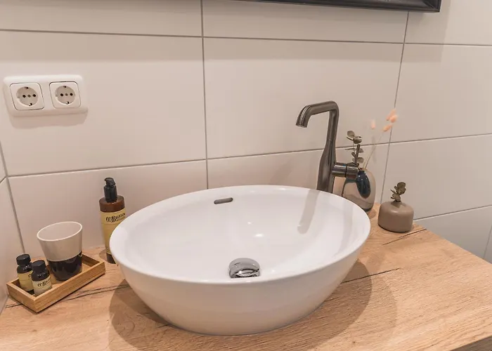 Dorfchalets - Rosi Inkl Tauern Therme Eintritt & Sommerkarte *