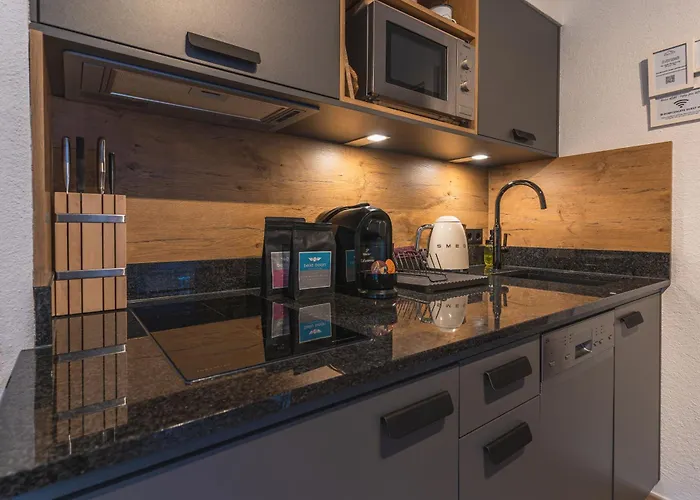 Dorfchalets - Rosi Inkl Tauern Therme Eintritt & Sommerkarte *